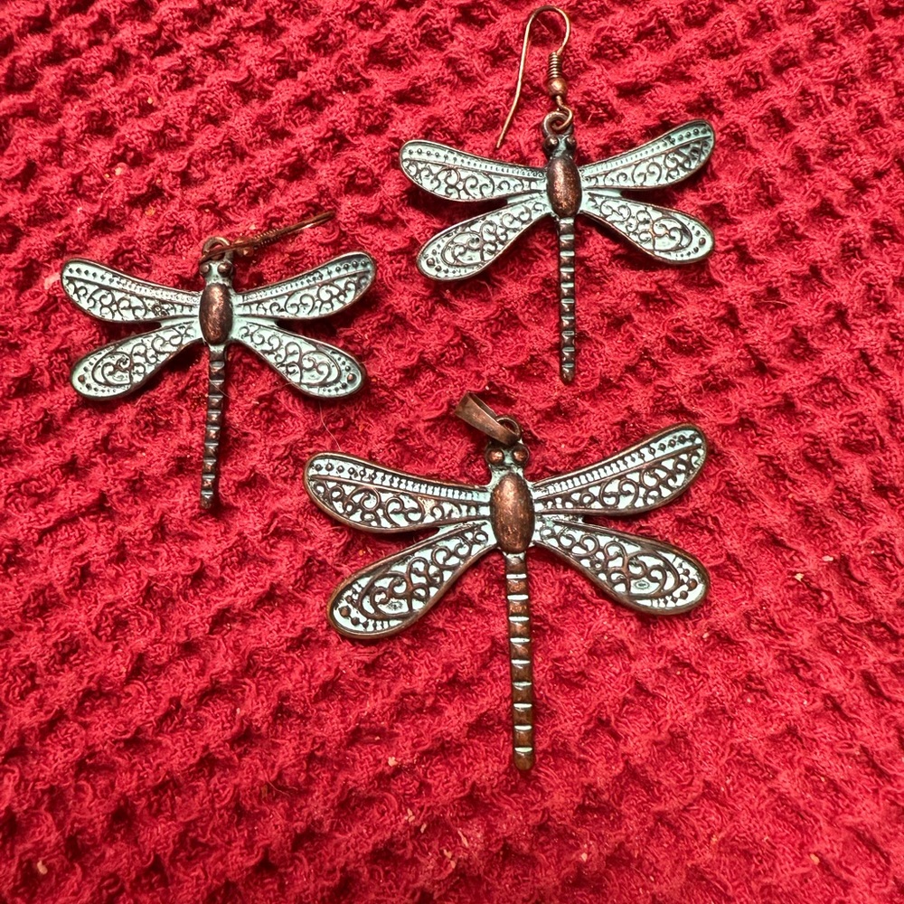 Dragonfly Earrings and Pendant Set